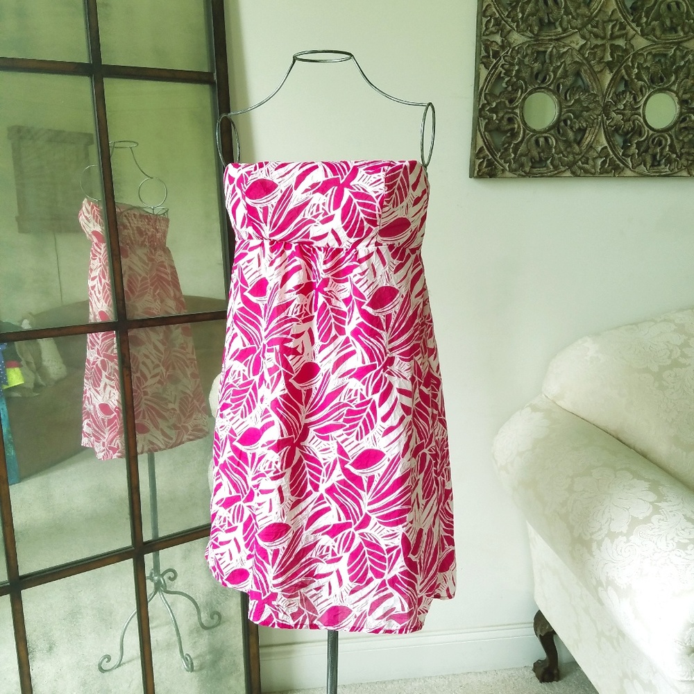 Pink & White American Eagle Outfitters Size 6